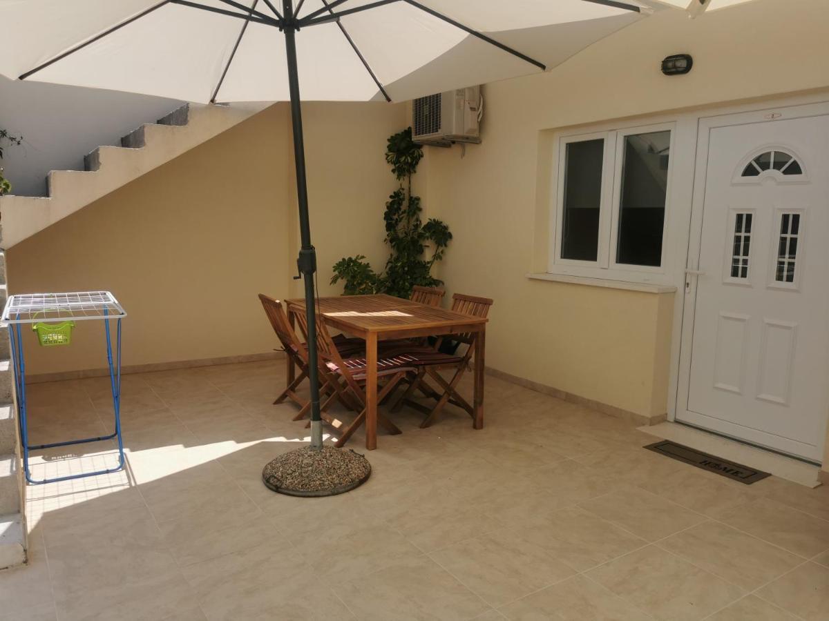 Apartmani Kronjac Milna  Exterior photo