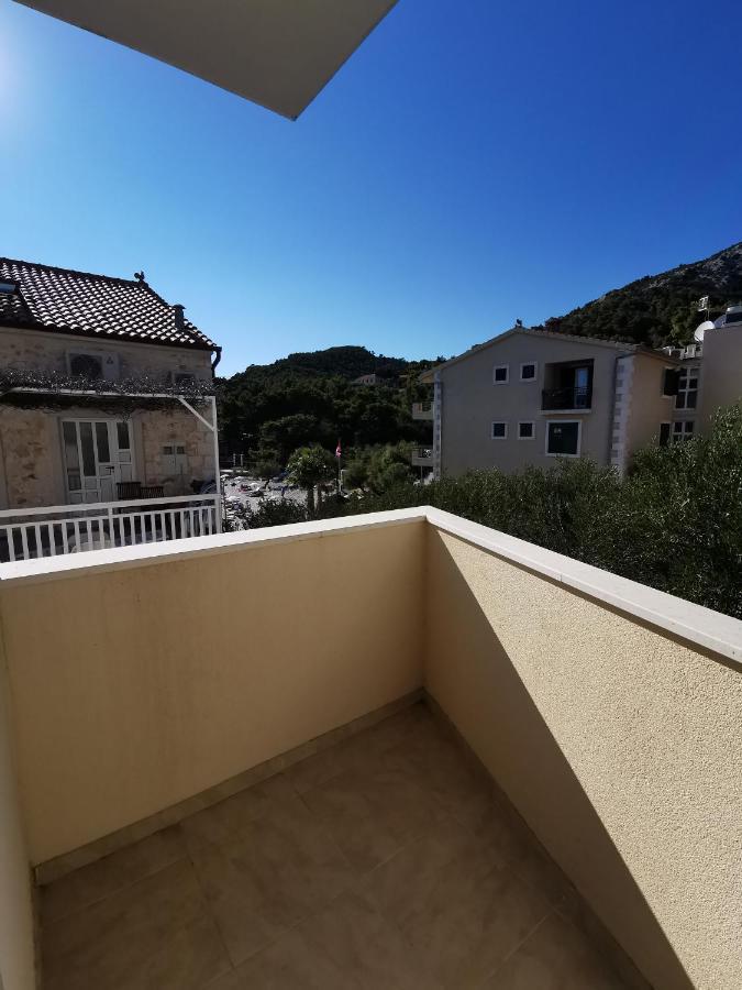 Apartmani Kronjac Milna  Exterior photo